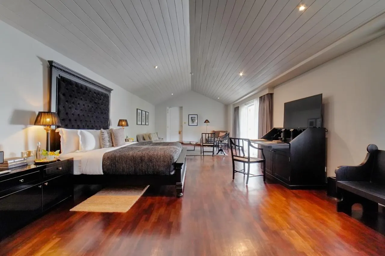 ***** Hotel W15 Hanthana Estate Kandy Sri Lanka