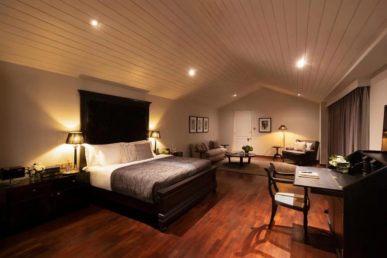 ***** Hotel W15 Hanthana Estate Kandy Sri Lanka
